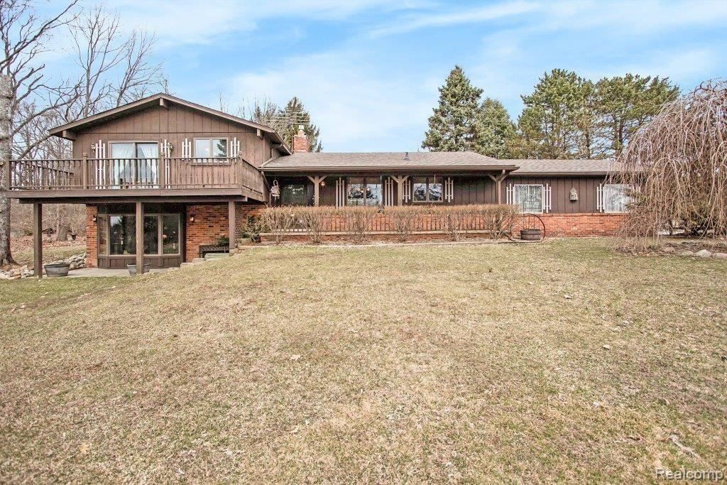 1945 East Dryden Road Metamora, MI 48455 - Photo 1 of 49 032919.jpg