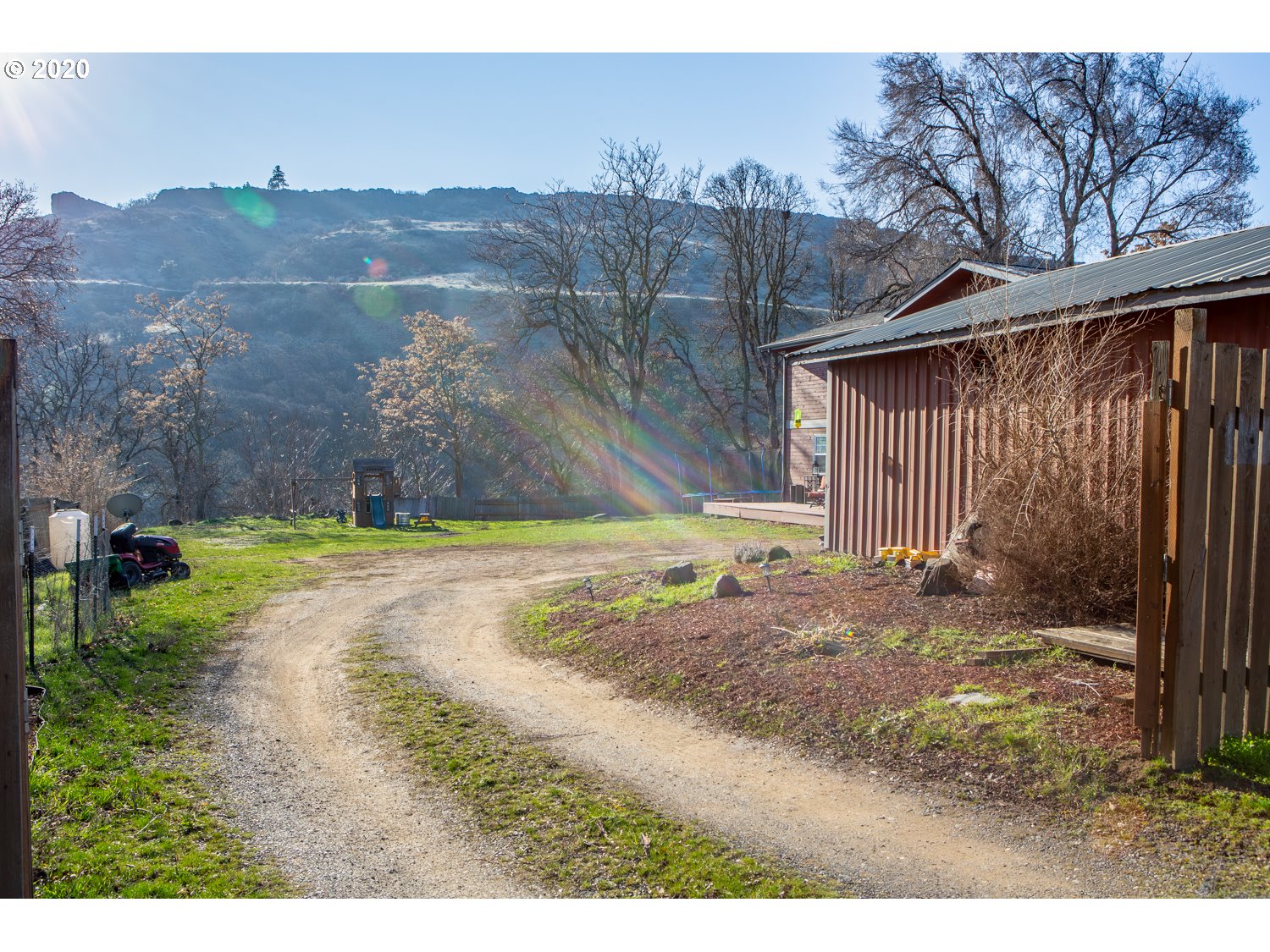 4302 Chenoweth Road The Dalles, OR 97058 - Photo 4 of 31 Gallery Image 4