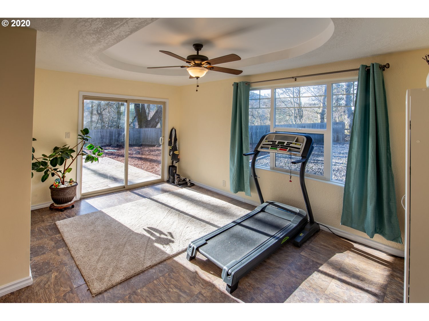 4302 Chenoweth Road The Dalles, OR 97058 - Photo 9 of 31 Gallery Image 9