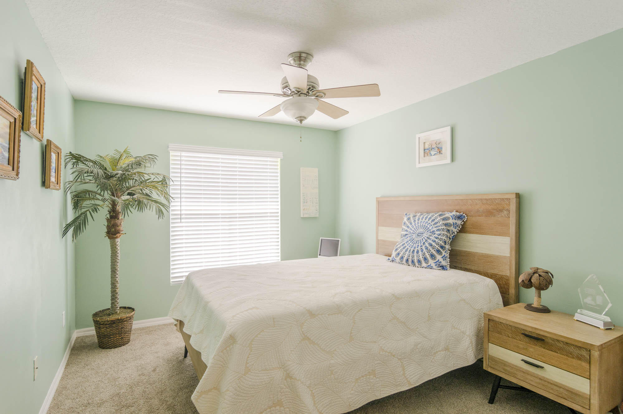 6029 Seminole Gardens Circle Riviera Beach, FL 33418 - Photo 11 of 15 _IMG9226