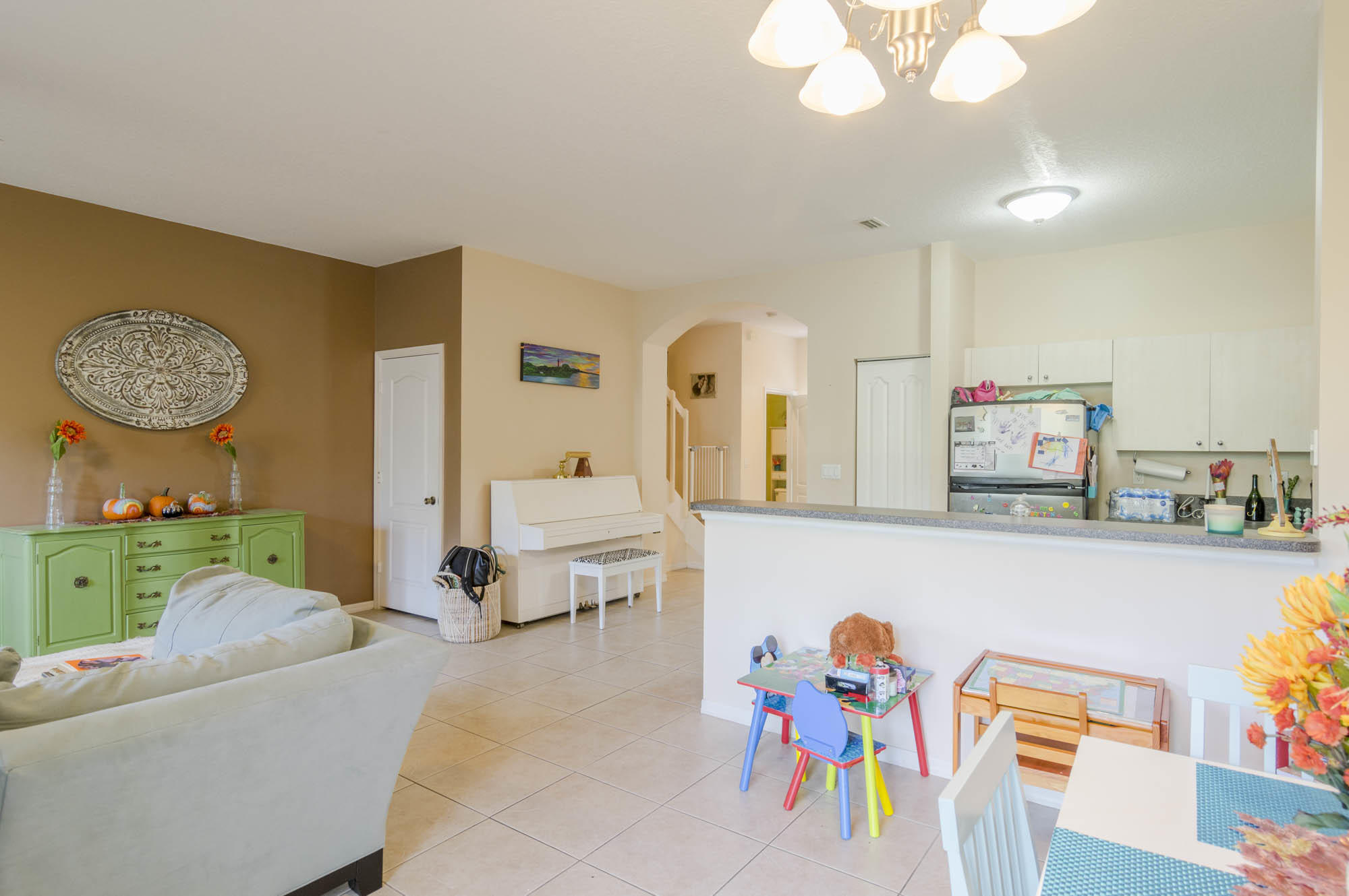 6029 Seminole Gardens Circle Riviera Beach, FL 33418 - Photo 4 of 15 _IMG9216