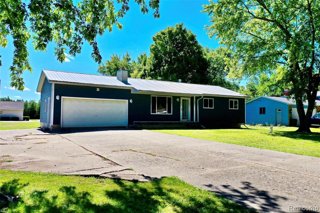 4346 Crosby Road Flint, MI 48506 - Photo 35 of 47