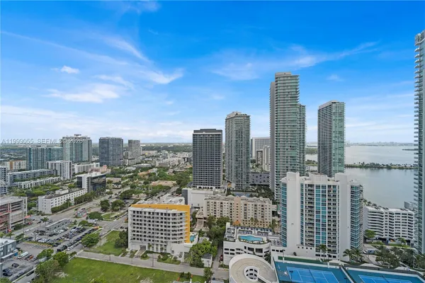$6,700 | 460 Northeast 28th Street, Unit 3201, Miami, FL 33137