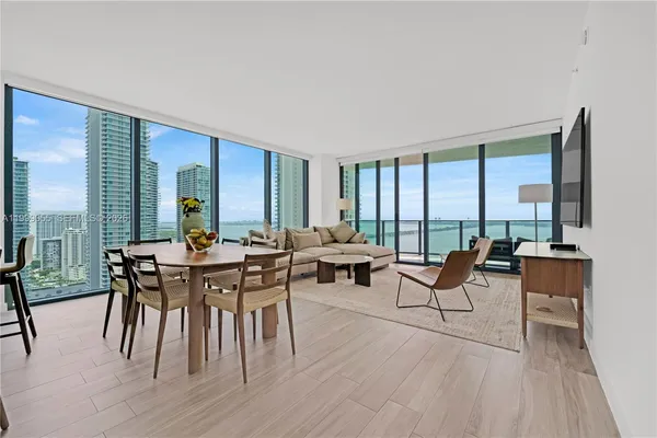 $6,700 | 460 Northeast 28th Street, Unit 3201, Miami, FL 33137