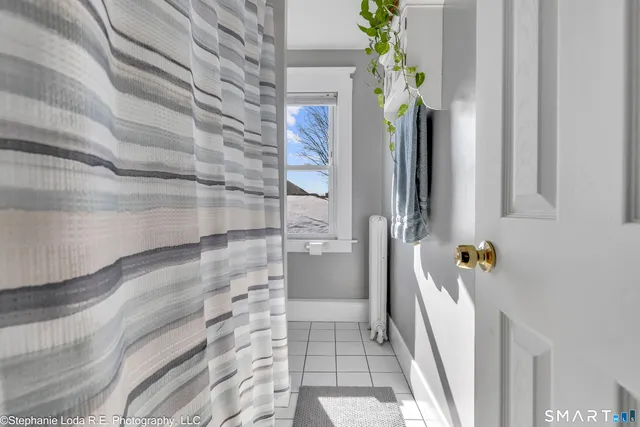 $399,999 | 142 Washington Avenue, Hamden, CT 06518