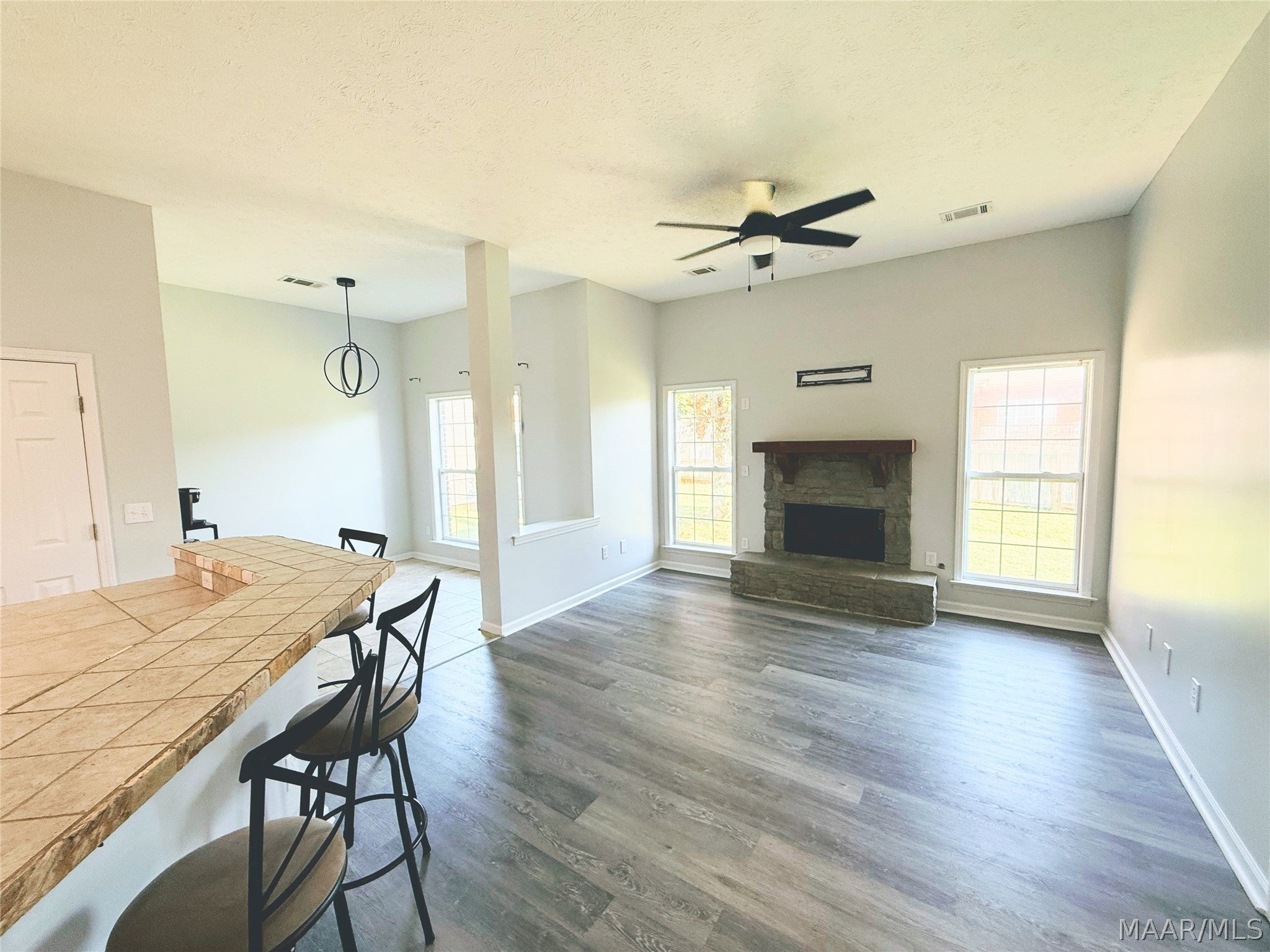 1018 Thistle Road Prattville, AL 36066 - Photo 9 of 34 Gallery Image 9
