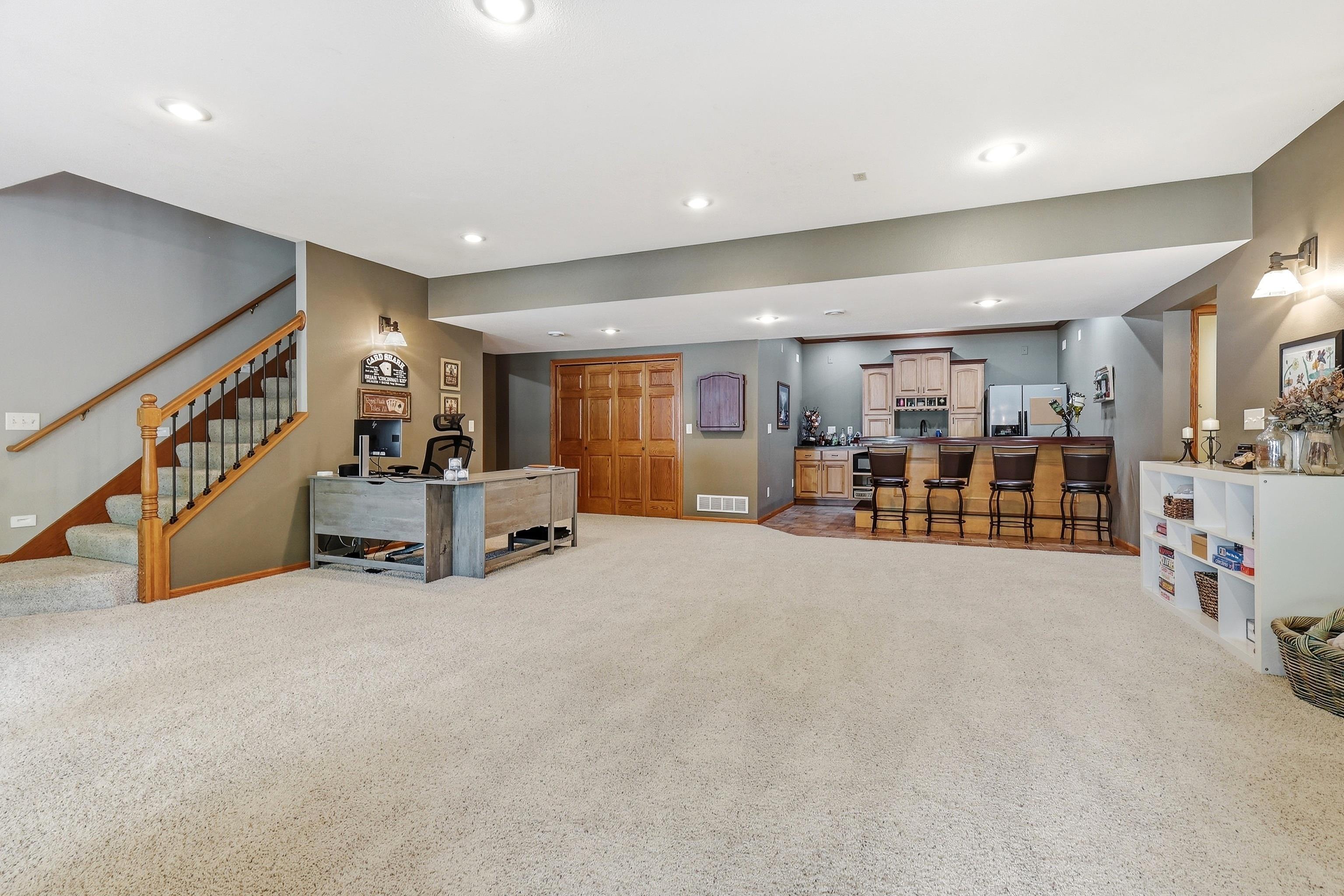 2357 Antler Ridge Drive Dubuque, IA 52002 - Photo 38 of 56 Gallery Image 38