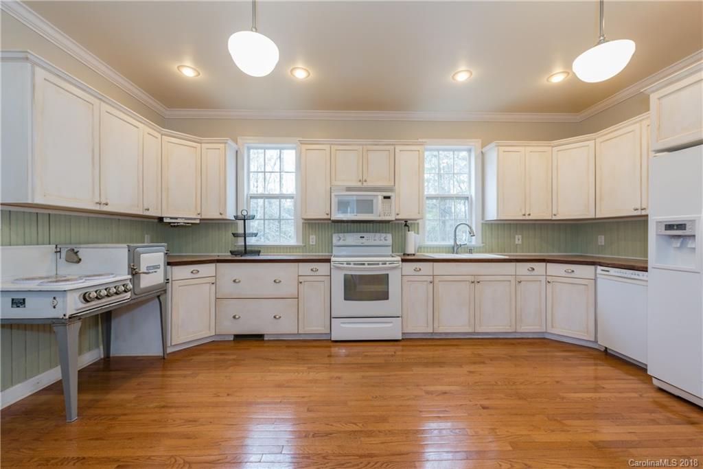 5380 Stoneboro Road Heath Springs, SC 29058 - Photo 12 of 34 Gallery Image 12