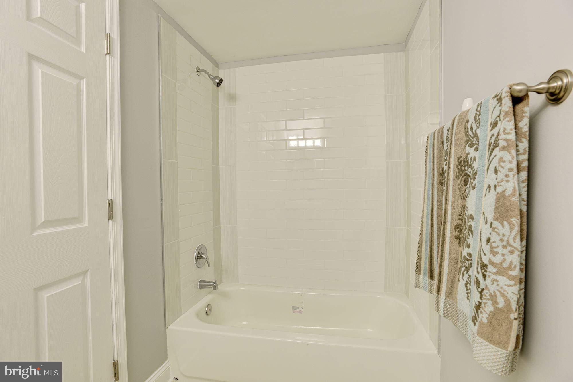 529 Mosher Street Baltimore, MD 21217 - Photo 23 of 30 Bath