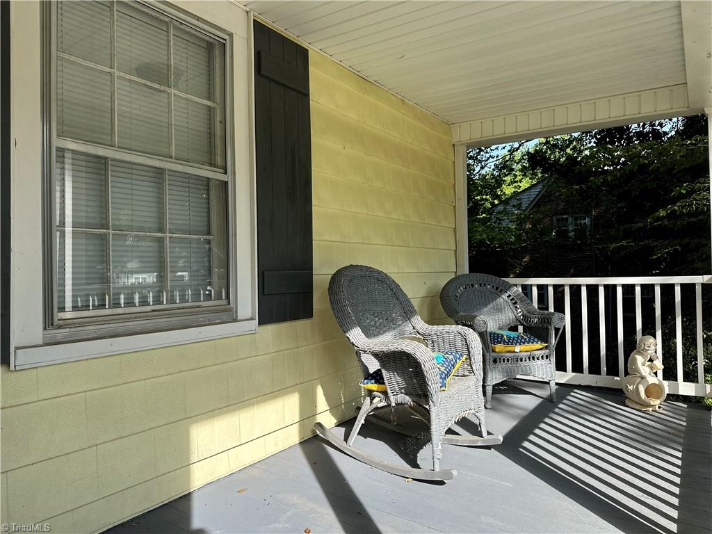 716 West Main Street Elkin, NC 28621 - Photo 3 of 27