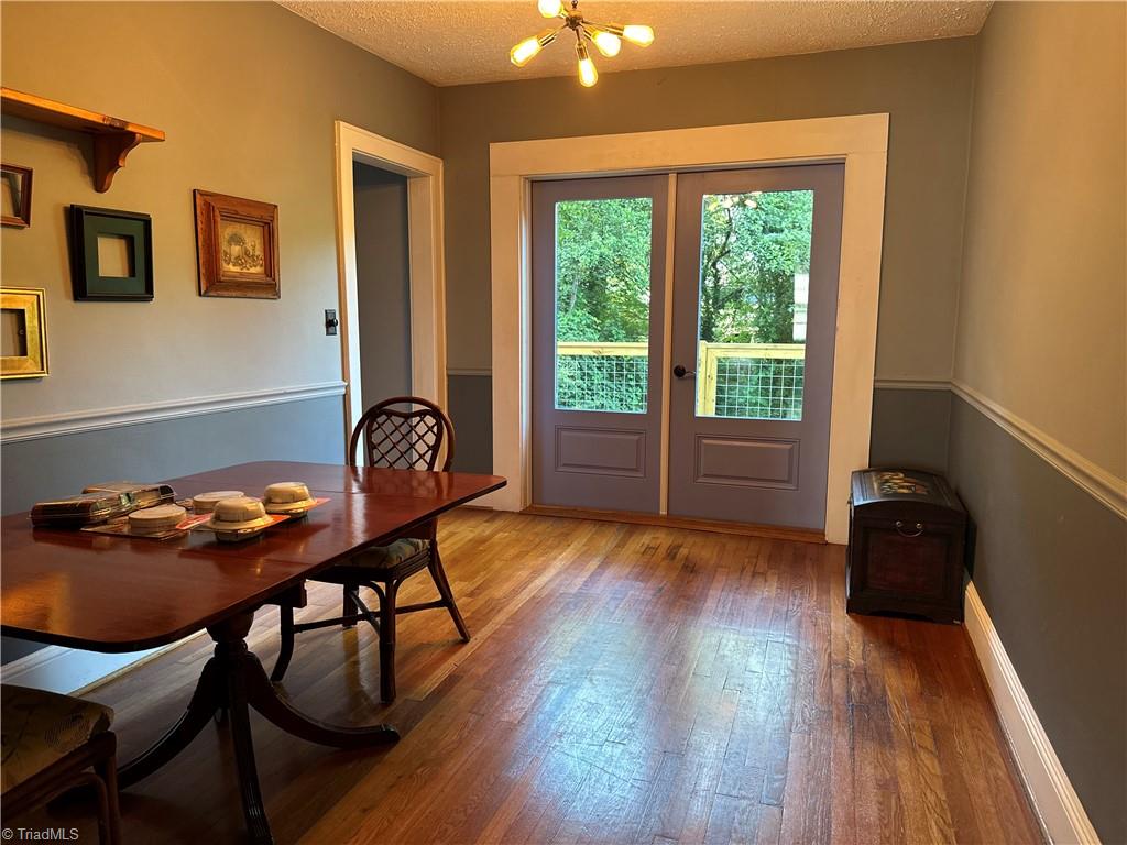 716 West Main Street Elkin, NC 28621 - Photo 8 of 27