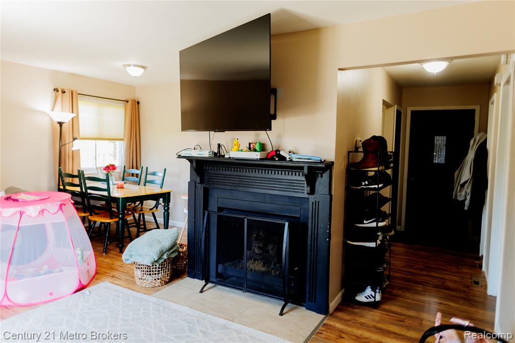 8493 Pepper Ridge Drive Grand Blanc, MI 48439 - Photo 9 of 24
