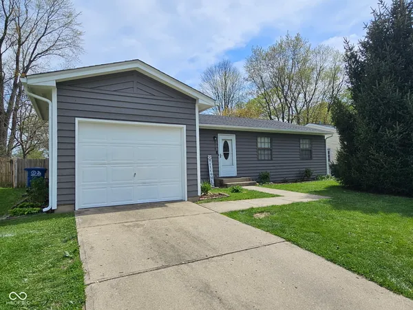 $182,500 | 918 Anderson Street, Shelbyville, IN 46176