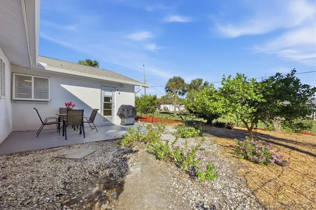 $299,000 | 1710 Florence Avenue, Englewood, FL 34223