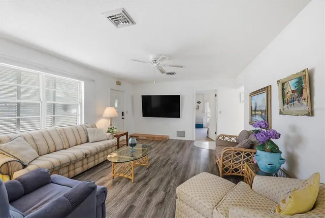 $299,000 | 1710 Florence Avenue, Englewood, FL 34223