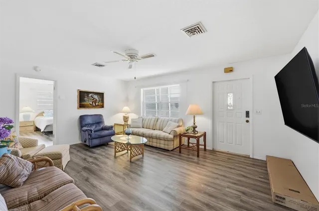 $299,000 | 1710 Florence Avenue, Englewood, FL 34223