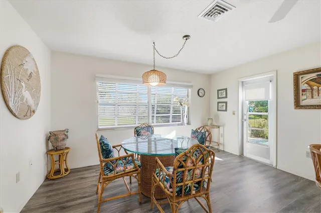 $299,000 | 1710 Florence Avenue, Englewood, FL 34223