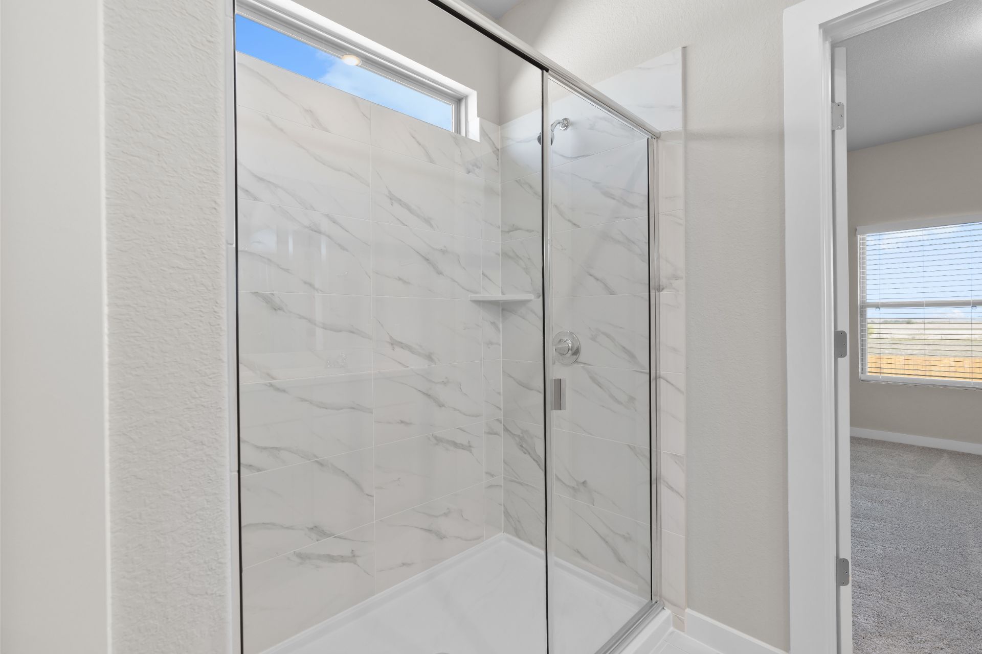 204 Sleep Hollow Jarrell, TX 76537 - Photo 18 of 24 Walk-in shower in Primary Bath