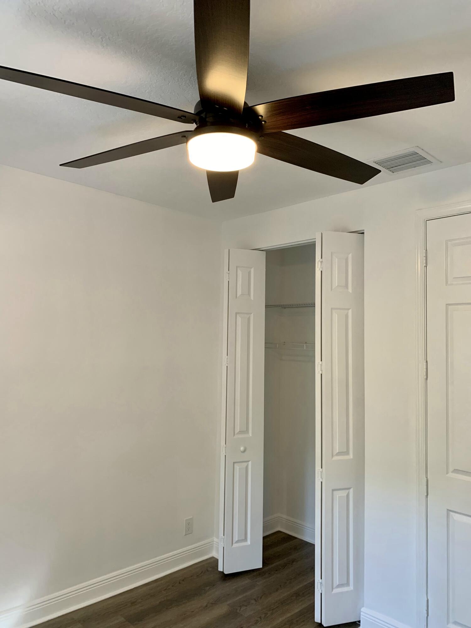 104 Jesup Lane Jupiter, FL 33458 - Photo 16 of 35 BEDROOM 2 1ST LEVEL