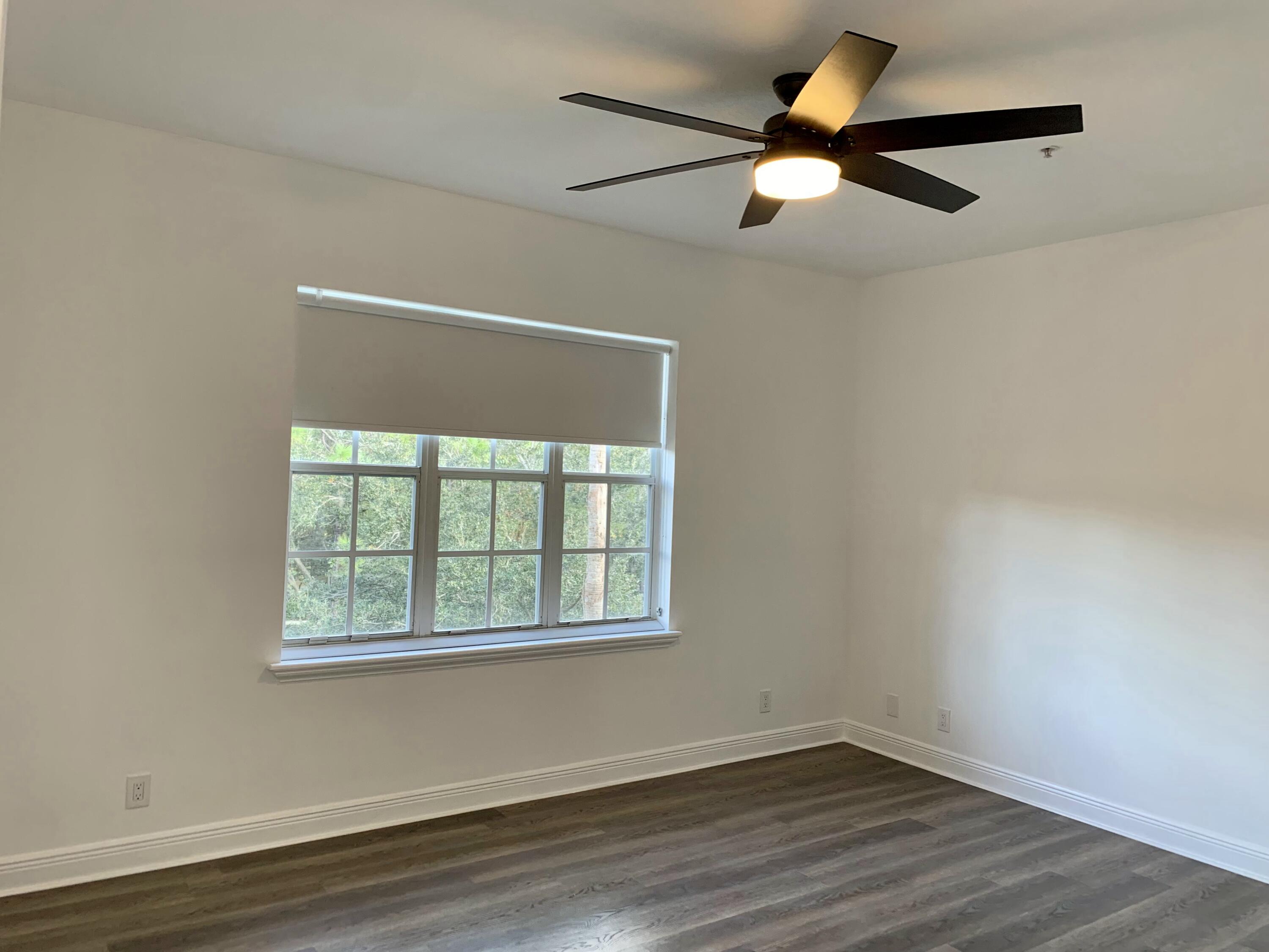 104 Jesup Lane Jupiter, FL 33458 - Photo 26 of 35 MASTER BEDROOM 2ND LEVEL