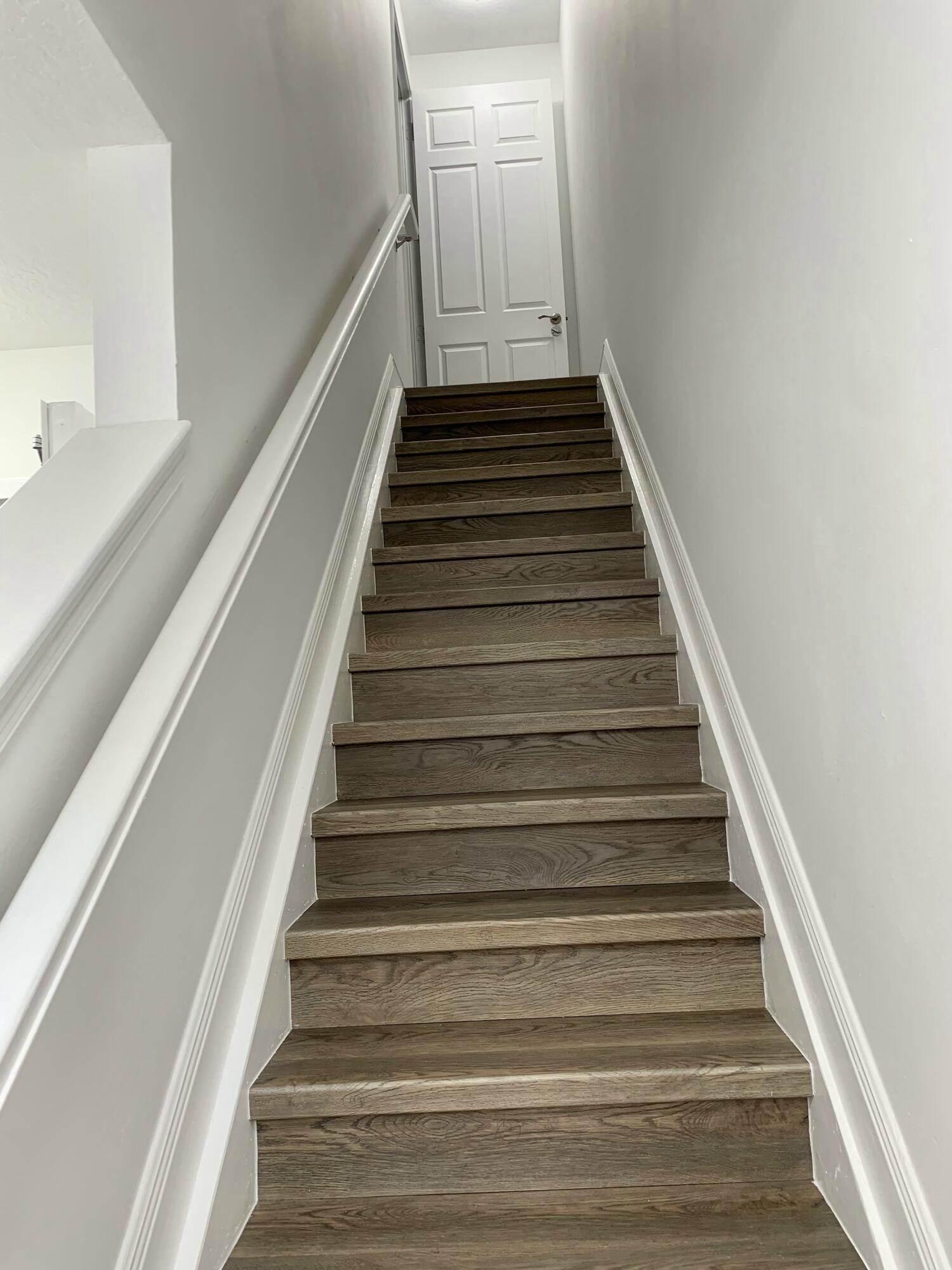 104 Jesup Lane Jupiter, FL 33458 - Photo 7 of 35 STAIRS TO 1ST LEVEL