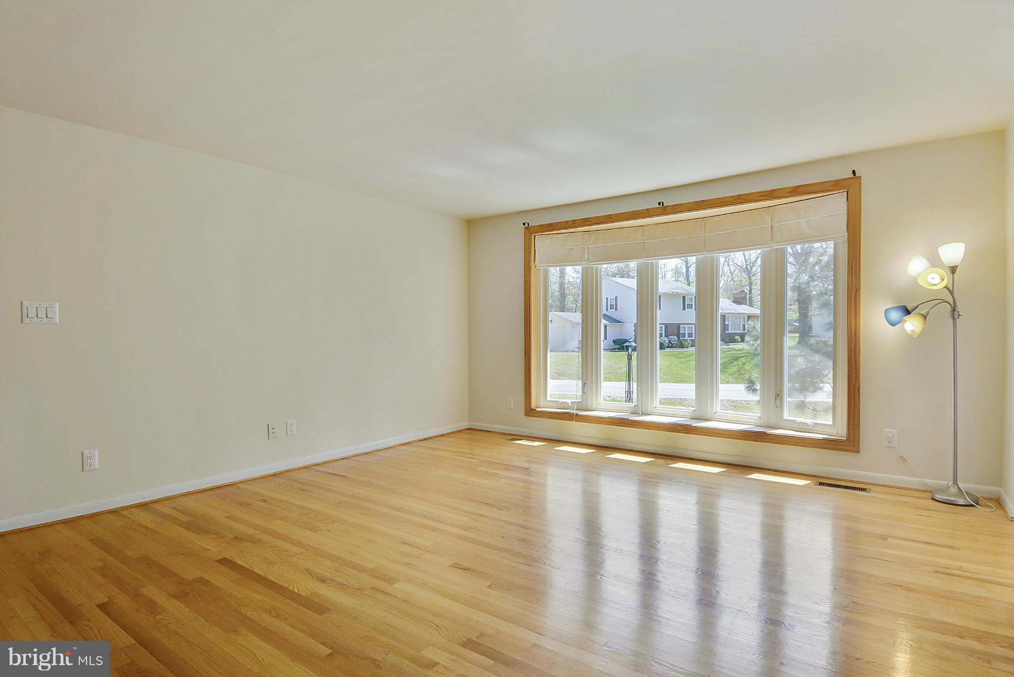 22895 Maple Road Lexington Park, MD 20653 - Photo 11 of 30 Living Room