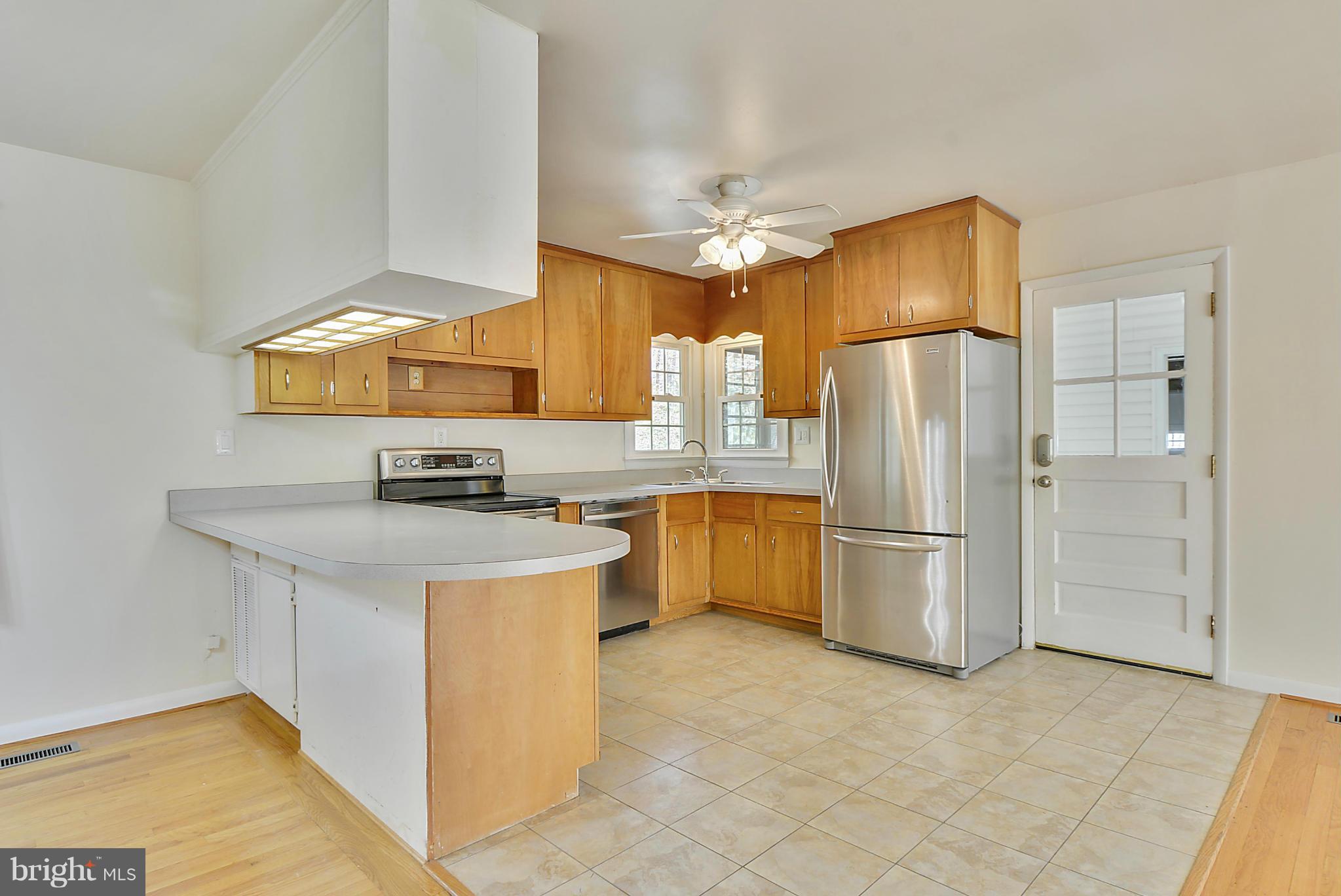 22895 Maple Road Lexington Park, MD 20653 - Photo 12 of 30 Kitchen