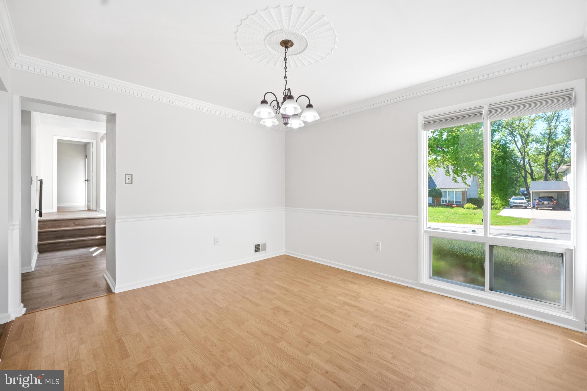 616 Chichester Lane Silver Spring, MD 20904 - Photo 5 of 30