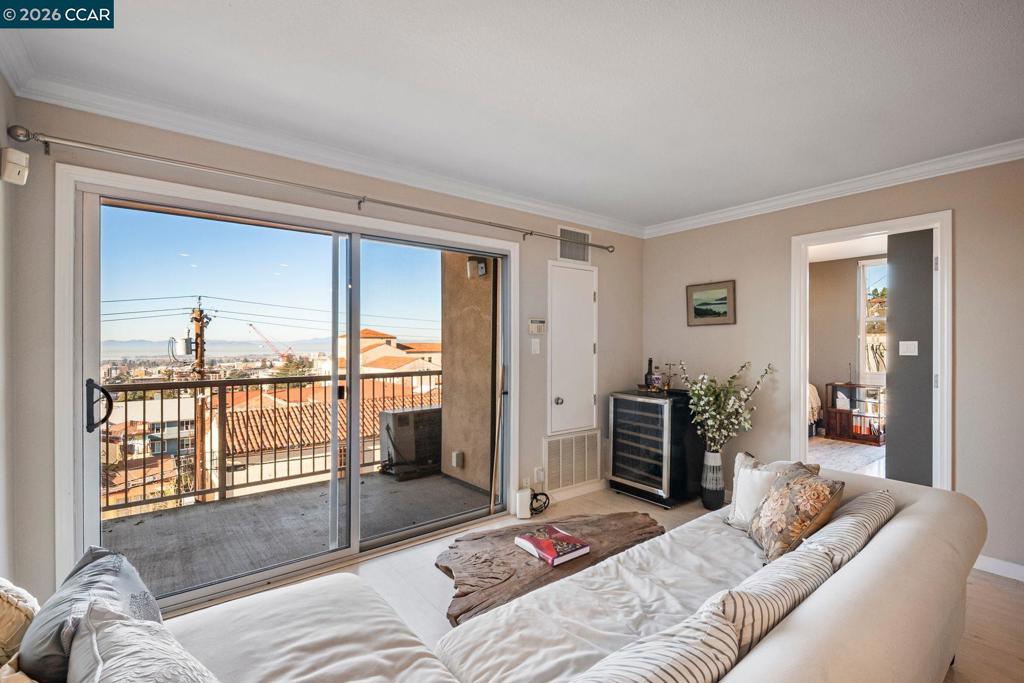 2-2 Panoramic Way, Unit 304 Berkeley, CA 94704 - Photo 20 of 43