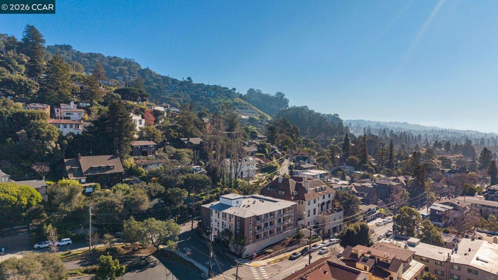 2-2 Panoramic Way, Unit 304 Berkeley, CA 94704 - Photo 31 of 43