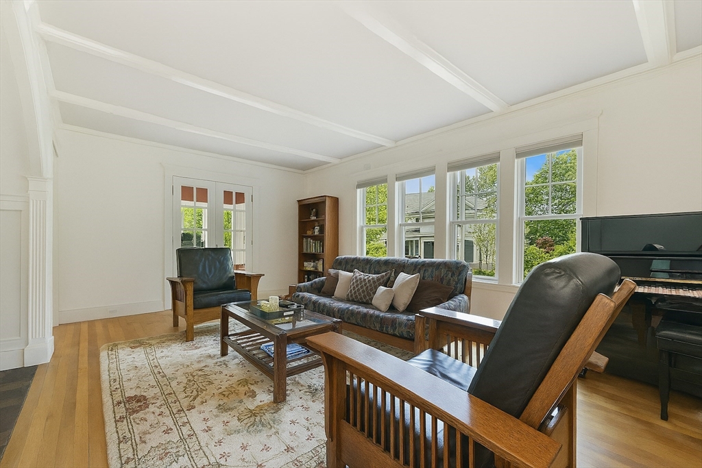 12 Coolidge Avenue Lexington, MA 02420 - Photo 11 of 24