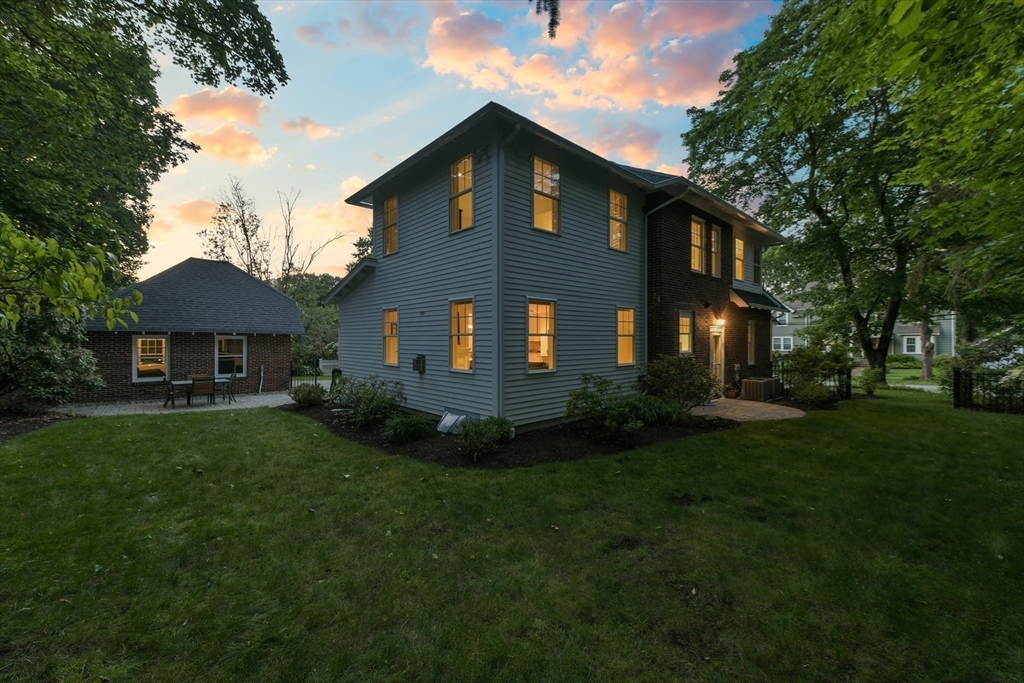 12 Coolidge Avenue Lexington, MA 02420 - Photo 23 of 24