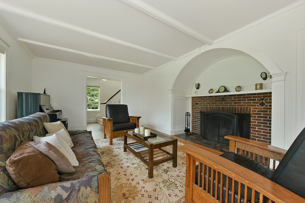 12 Coolidge Avenue Lexington, MA 02420 - Photo 8 of 24