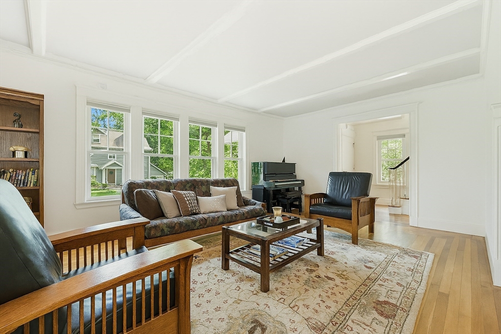 12 Coolidge Avenue Lexington, MA 02420 - Photo 10 of 24