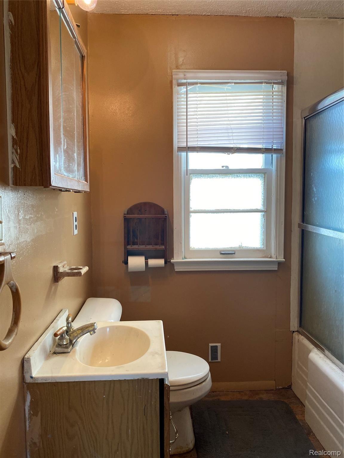 50641 Callens Road New Baltimore, MI 48047 - Photo 14 of 18 IMG_8273.jpg