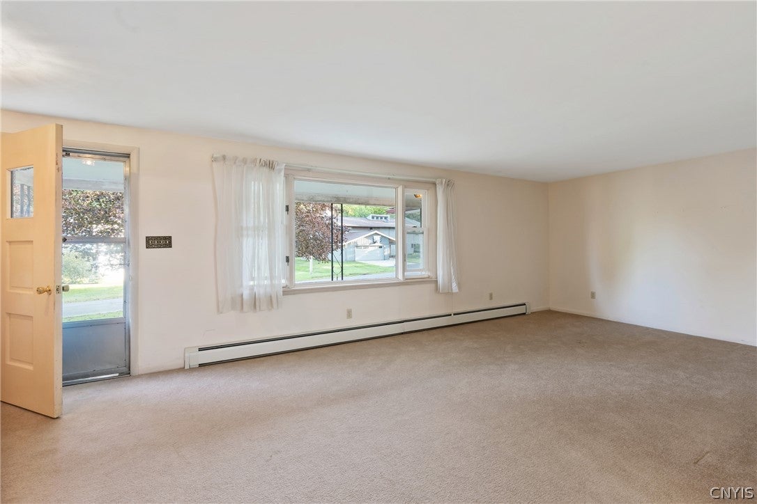 15 Bentley Road Pulaski, NY 13142 - Photo 4 of 45 Gallery Image 4
