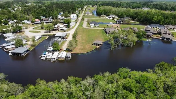 $500,000 | 21567-21559 Blue Marlin Drive, Springfield, LA 70462