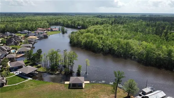 $500,000 | 21567-21559 Blue Marlin Drive, Springfield, LA 70462