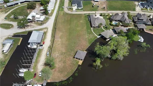 $500,000 | 21567-21559 Blue Marlin Drive, Springfield, LA 70462