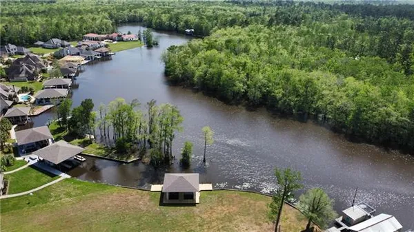 $500,000 | 21567-21559 Blue Marlin Drive, Springfield, LA 70462