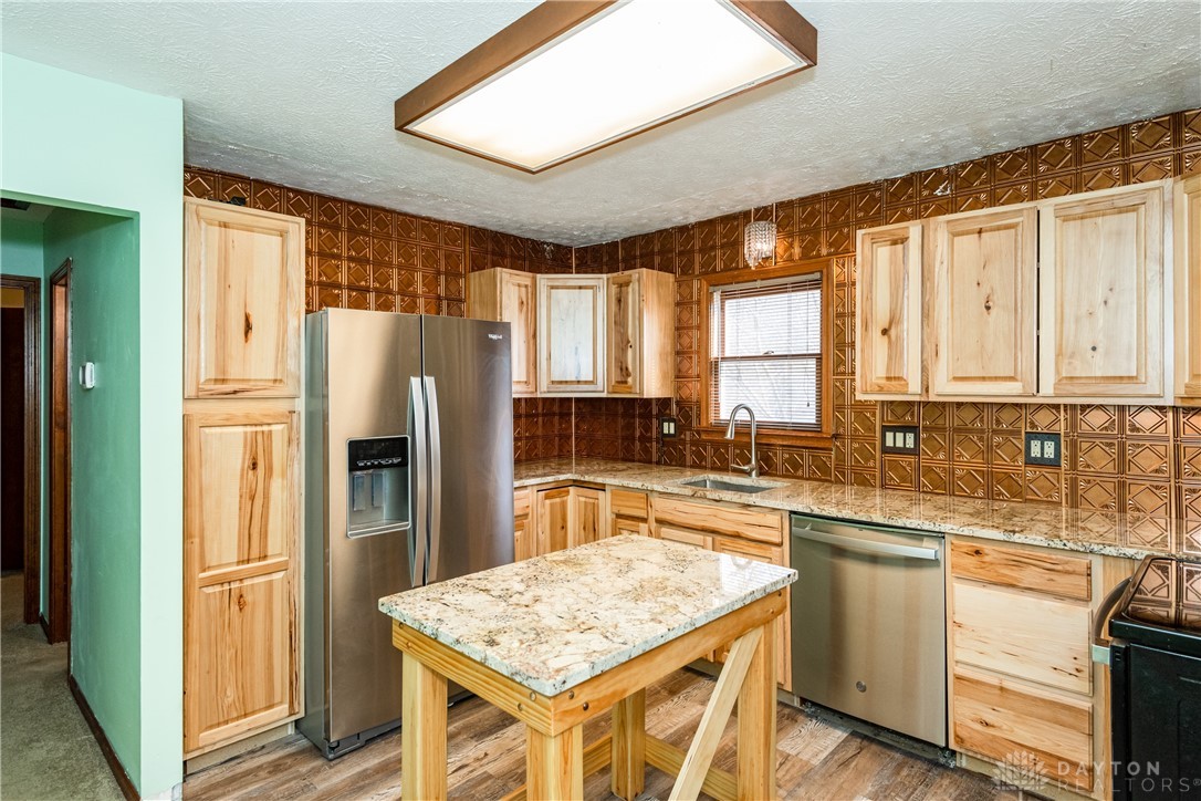 1780 Hanes Road Dayton, OH 45432 - Photo 17 of 54
