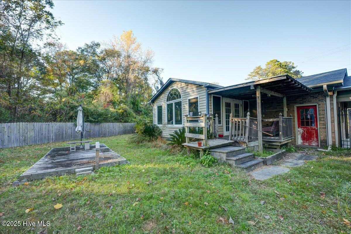 707 Clermont Road New Bern, NC 28560 - Photo 32 of 34 Large fenced backyard with storage shed