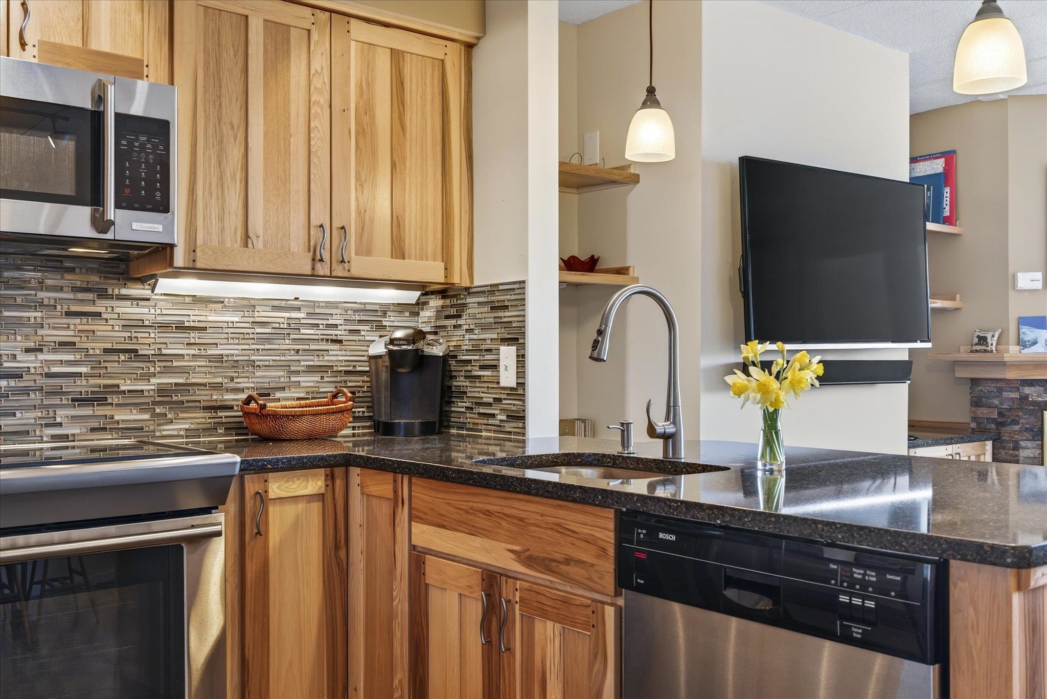 205 Old Mill Road, Unit C21 Killington, VT 05751 - Photo 9 of 52