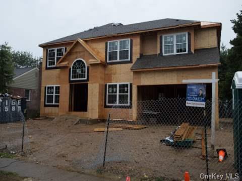 14 Roxton Road Plainview, NY 11803 - Photo 1 of 1