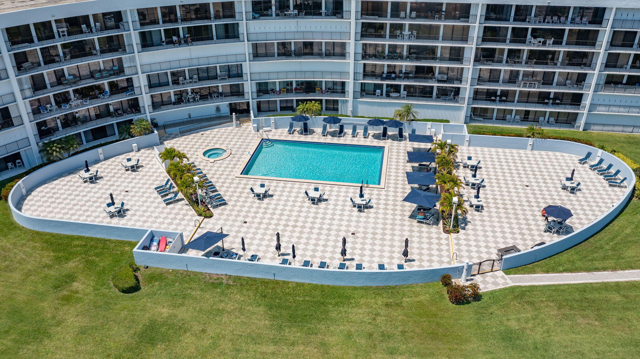 1300 Florida A1A, Unit 313 Jupiter, FL 33477 - Photo 28 of 32 28-web-or-mls-DJI_0900