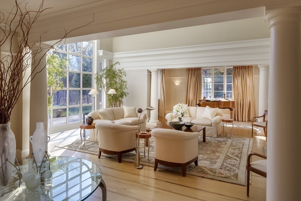 680 Strawberry Hill Road Concord, MA 01742 - Photo 10 of 23