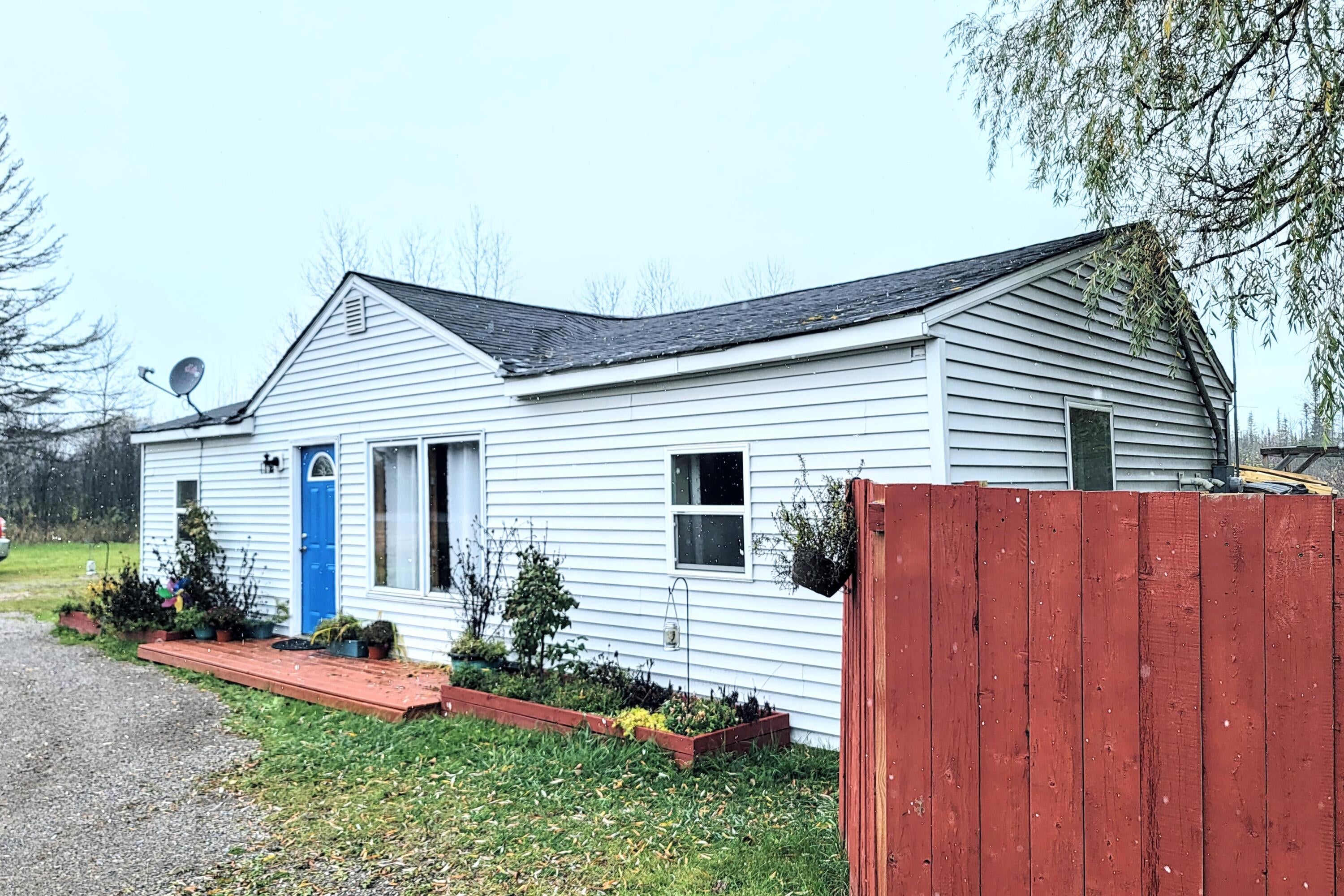 5296 Onaway Road Indian River, MI 49749 - Photo 6 of 30 Gallery Image 6