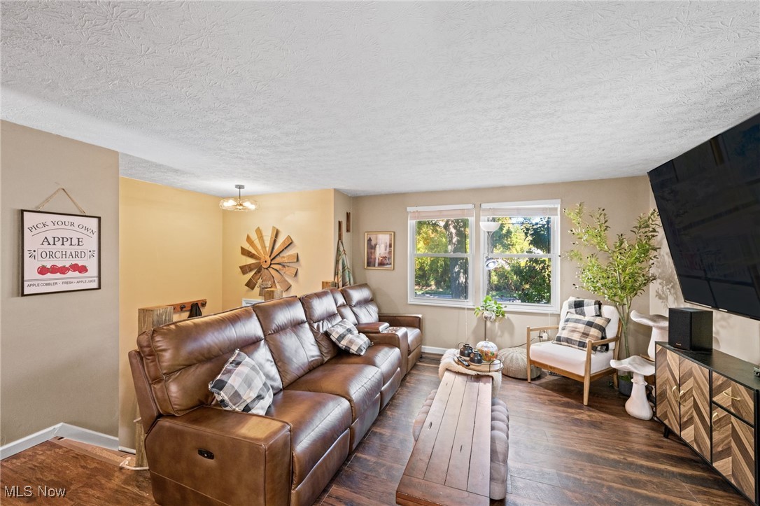 7084 Lake Road East Madison, OH 44057 - Photo 10 of 39 Gallery Image 10