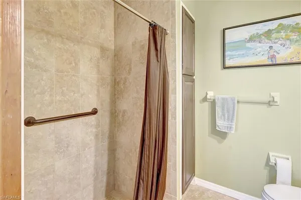 $3,000 | 3520 2nd Avenue Northeast, Naples, FL 34120