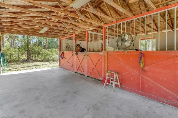 $3,000 | 3520 2nd Avenue Northeast, Naples, FL 34120